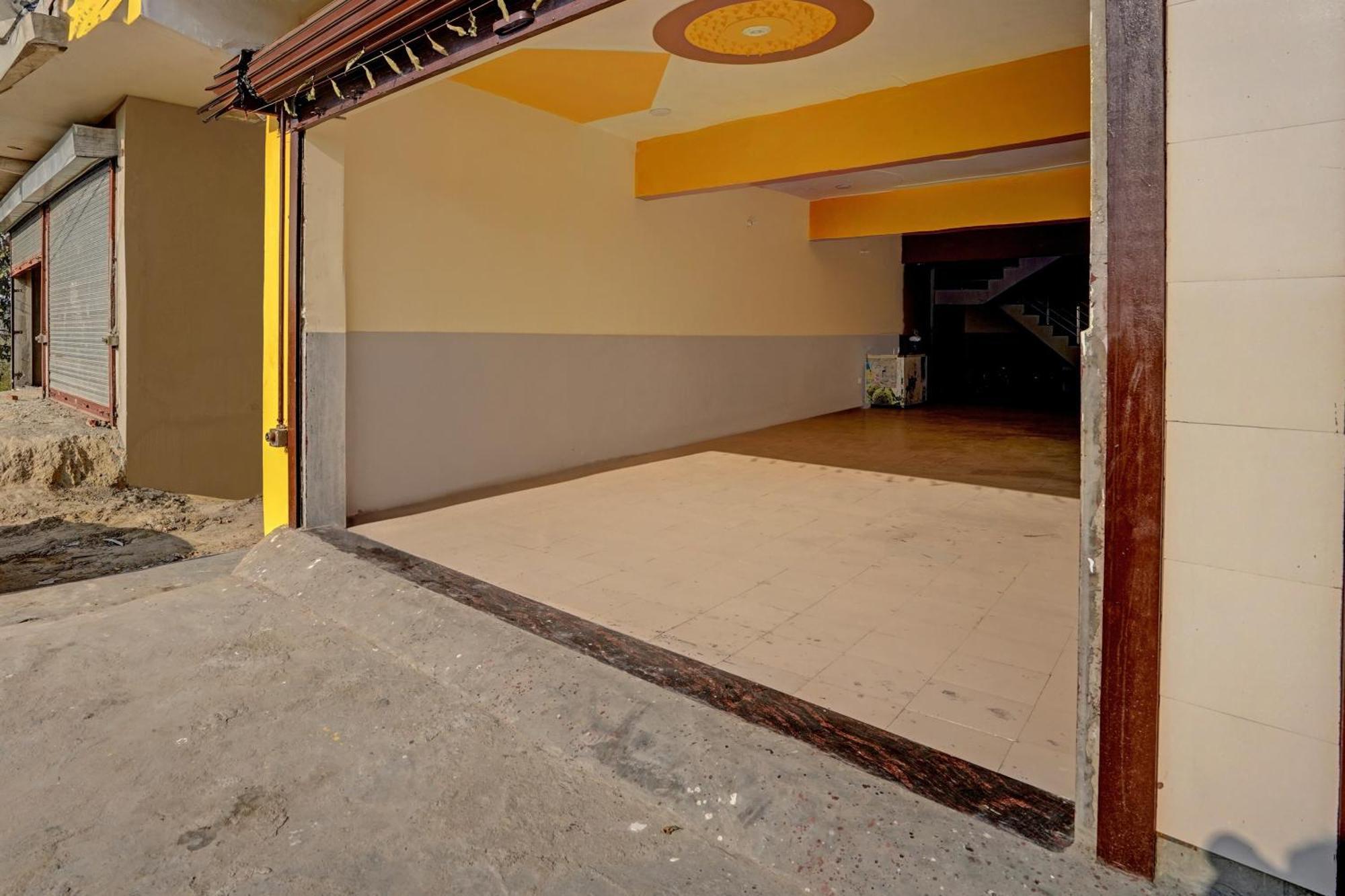 Hotel O Abhinav Hotel Noida Exterior foto